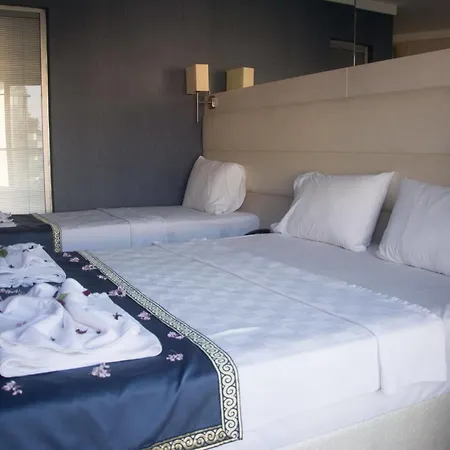 Hotel Gold Butik 3*